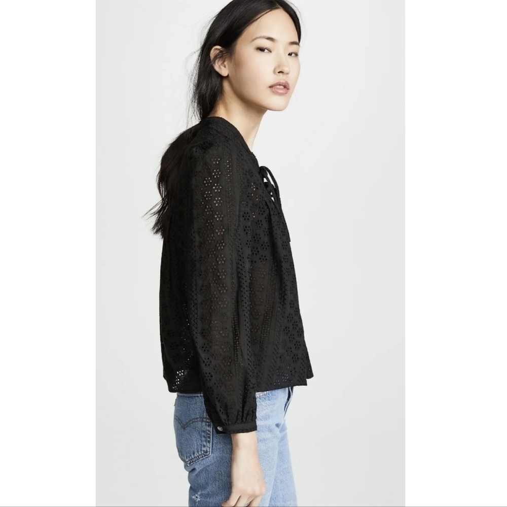 Madewell | Eyelet Double-Tie Peasant Top in Black - Picture 3 of 10